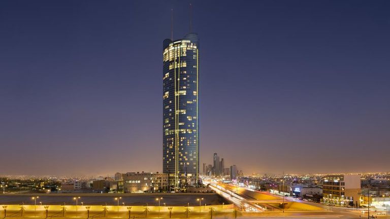 فندق برج رافال الرياض أحد أفضل الفنادق الفاخرة في السعودية