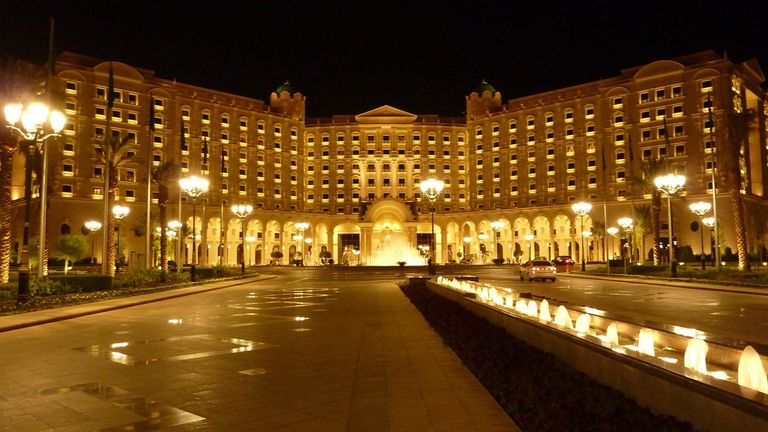 فور سيزونز الرياض أحد أفضل الفنادق الفاخرة في السعودية
