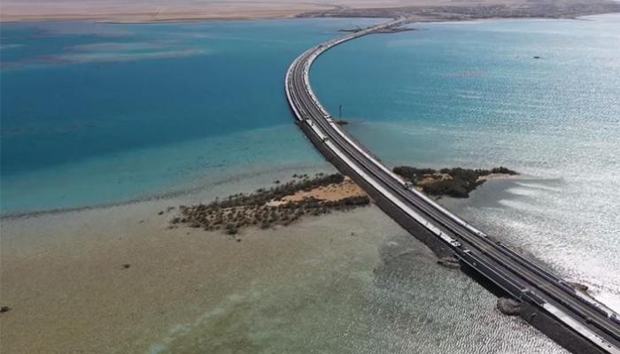 من البحر الأحمر.. إطلاق “شورى” أطول جسر مائي في السعودية