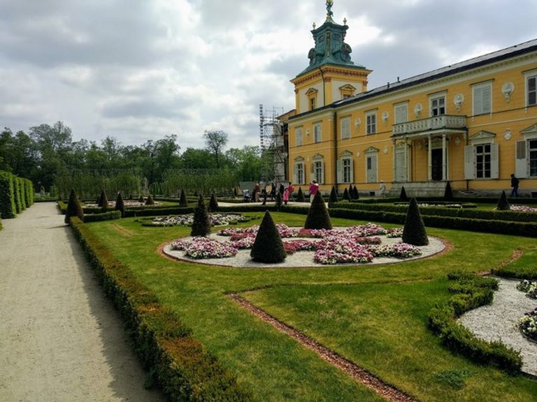 حديقة ويلانو واحدة من أجمل الحدائق الوطنية في وارسو