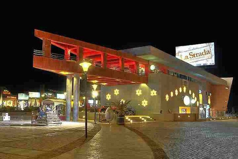 مركز سترادا للتسوق إحدى أفضل مراكز التسوق في شرم الشيخ