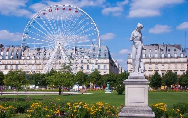 حدائق التويلري أحد أهم المعالم السياحية في فرنسا