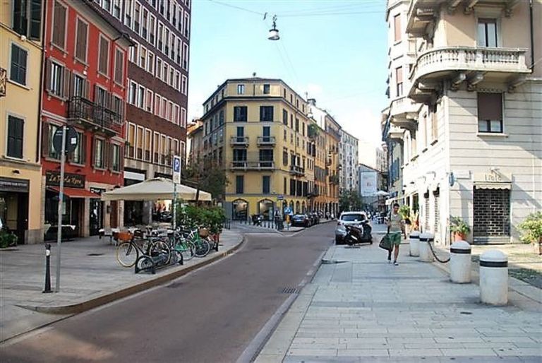 شارع كورسو غاريبالدي أحد شوارع ميلانو