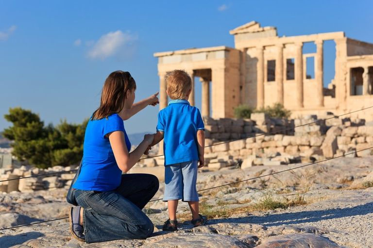 أثينا أحد الوجهات السياحية في أوروبا لعام 2023