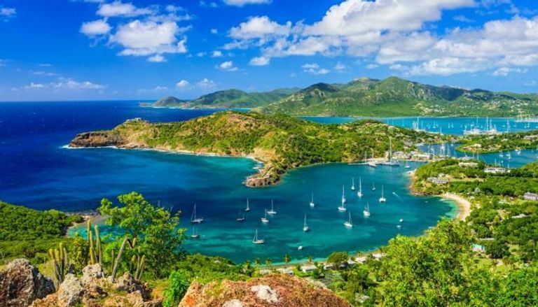 منطقة البحر الكاريبي أحد أفضل العطلات العئلية في البلدان الإستوائية لعام 2023