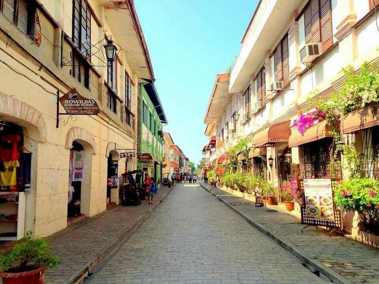 شارع كريسولوجو أحد أفضل الأماكن التاريخية في الفلبين