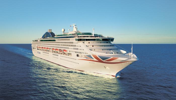 دبي تستقبل السفينة السياحية “أوشيانا” بأول رحلة إلى الخليج