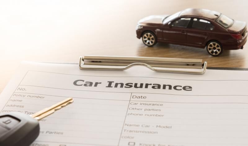 شراء تأمين السيارات في الإمارات العربية المتحدة