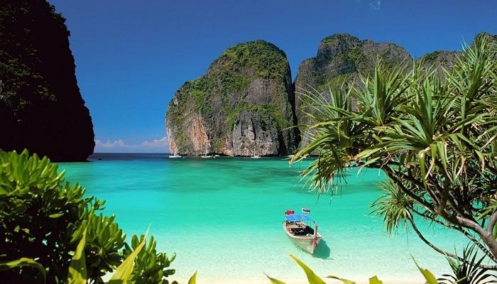 تايلاند تغلق شاطئ “مايا باي” لأجل غير مسمى