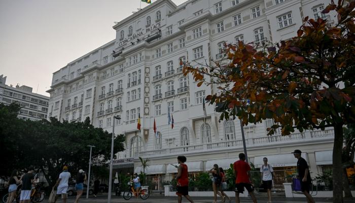 فندق “كوباكابانا بالاس” البرازيل.. 100 عام من الفخامة (صور)