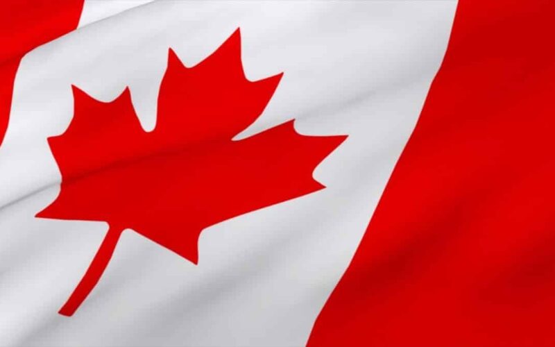 ما هي إجراءات الهجرة إلى كندا من سلطنة عمان ؟