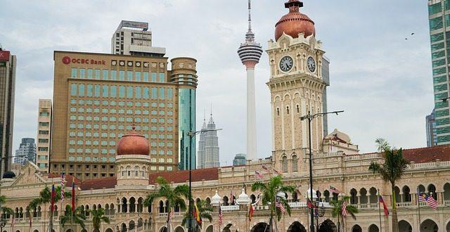 مجالات وفرص العمل المتاحة في ماليزيا للأجانب
