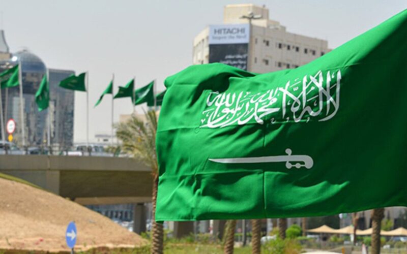 التفاصيل الشاملة عن تأشيرة العمل المؤقت في السعودية