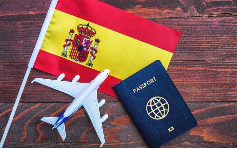 الوثائق المطلوبة للحصول على تأشيرة الدخول إلى إسبانيا من خلال رسالة دعوة قريب أو…