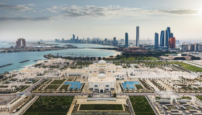 بدعم “COP28″ و”فورمولا1”.. أداء قوي مرتقب لقطاع السياحة والضيافة في الإمارات