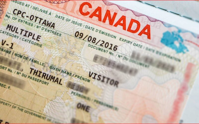 تأشيرة عطلة العمل في كندا