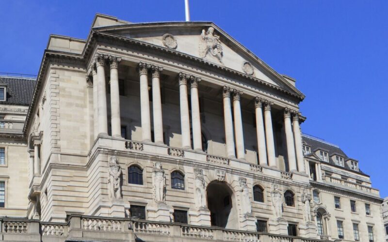 4 من أفضل البنوك في بريطانيا