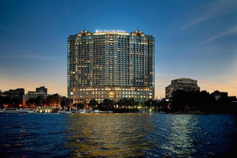 فنادق القاهرة المطلة على نهر النيل