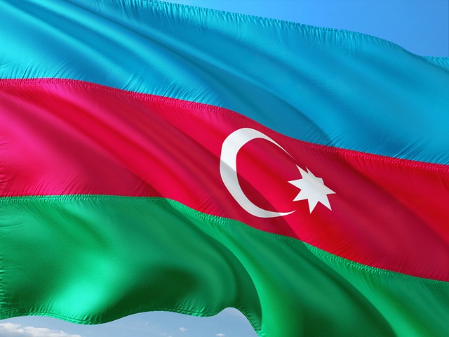 العمل في أذربيجان وتأشيرة وتصريح العمل في أذربيجان بالتفصيل